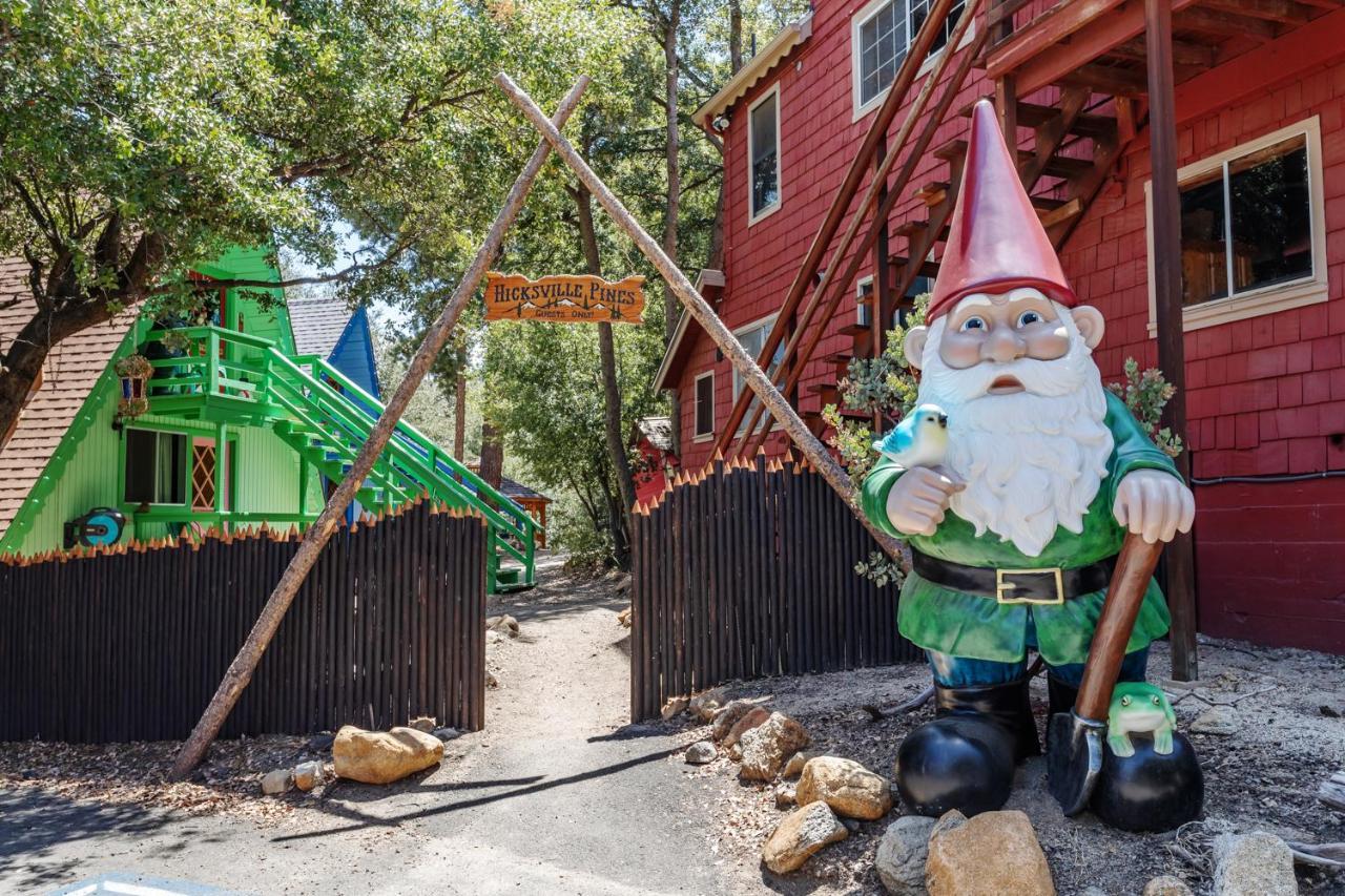 Hicksville Pines Chalets & Motel Idyllwild Dış mekan fotoğraf