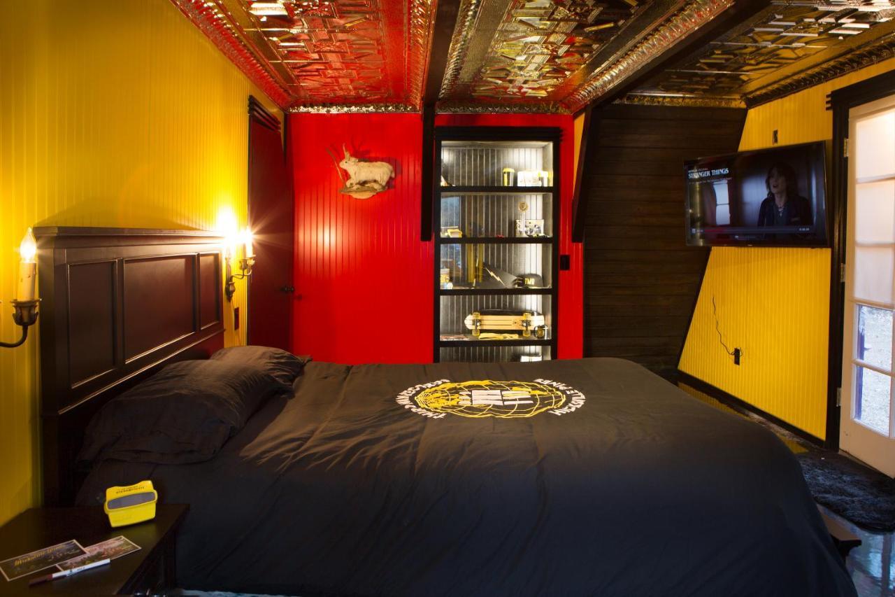Hicksville Pines Chalets & Motel Idyllwild Dış mekan fotoğraf