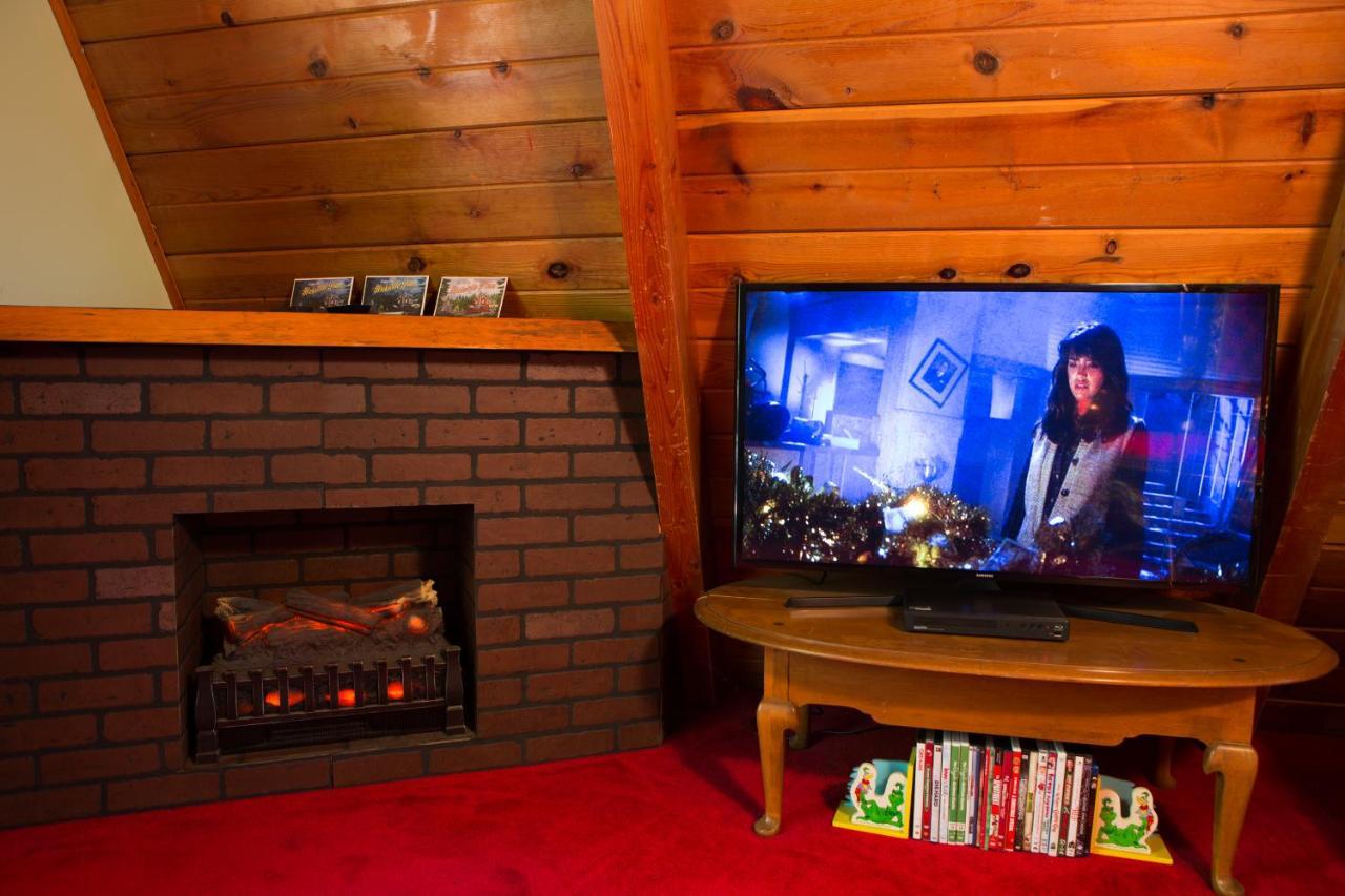 Hicksville Pines Chalets & Motel Idyllwild Dış mekan fotoğraf