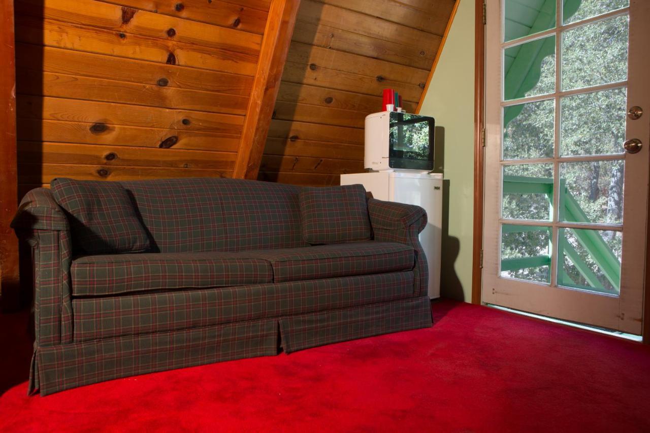 Hicksville Pines Chalets & Motel Idyllwild Dış mekan fotoğraf